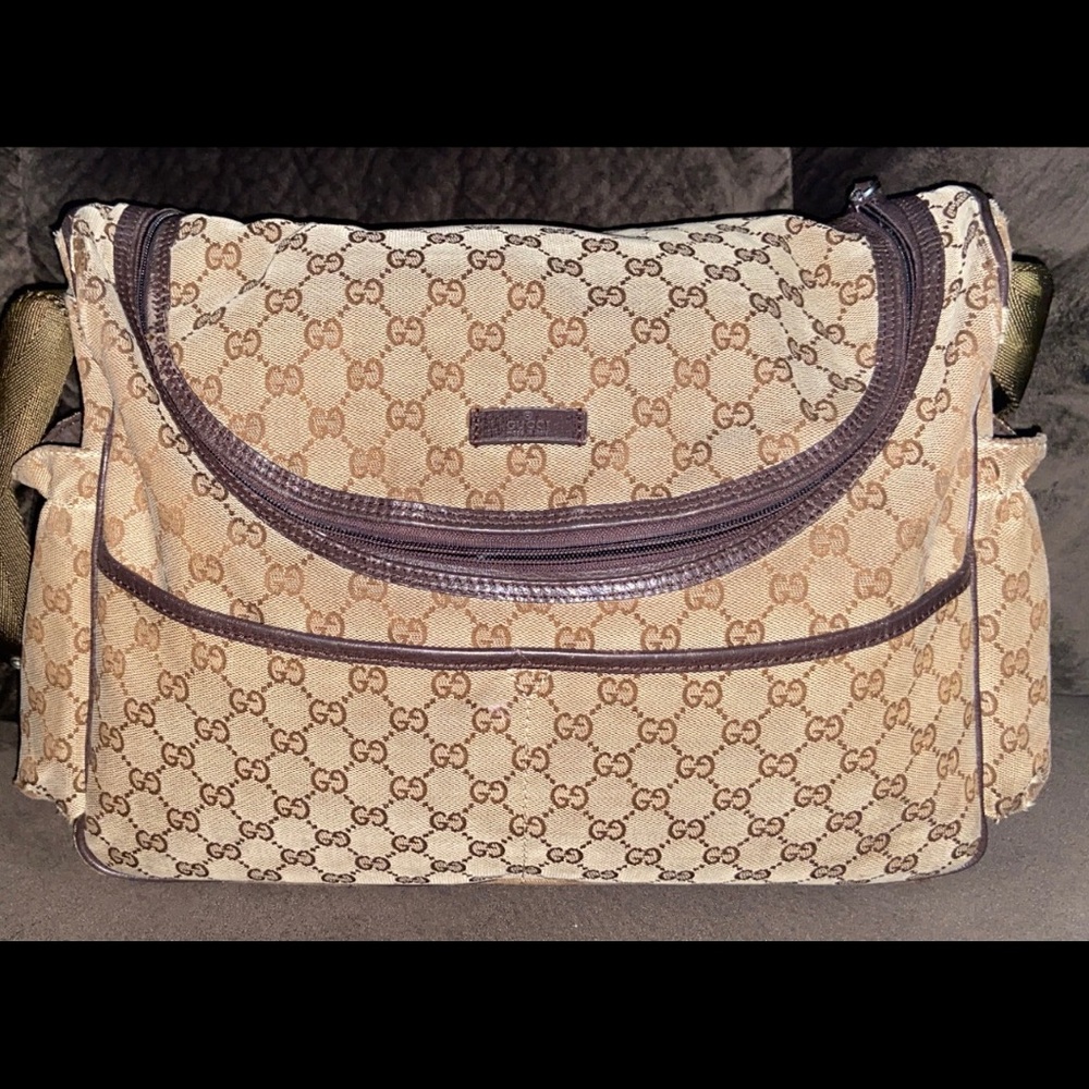 GUCCI DIAPER BAG USED